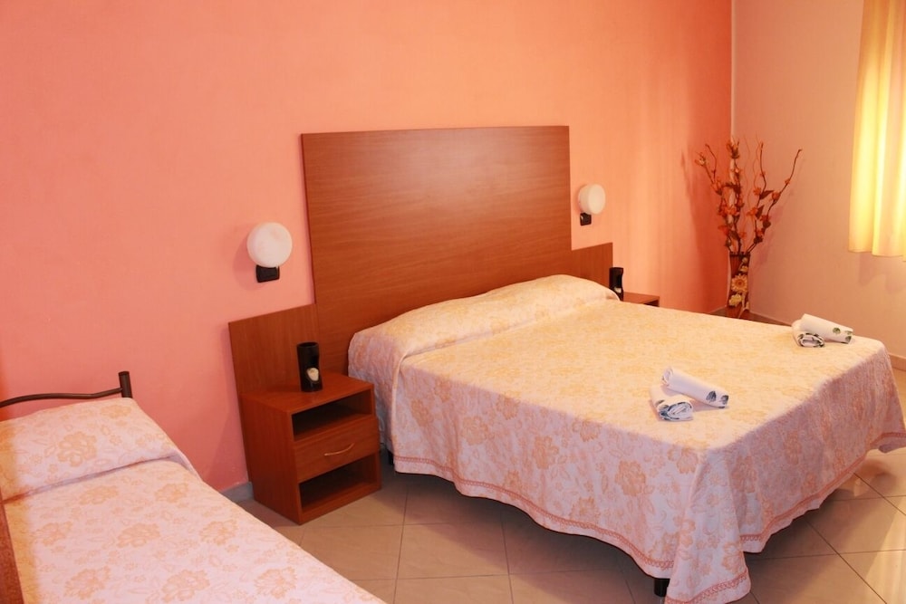 Quadruple Room photo 2