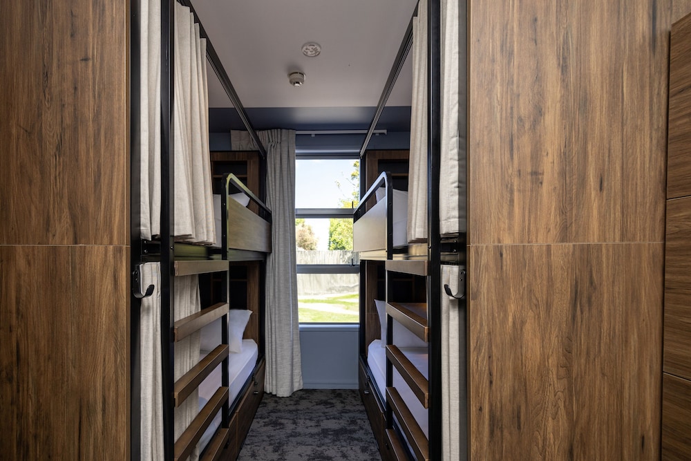 Entire 4 Bed Dorm