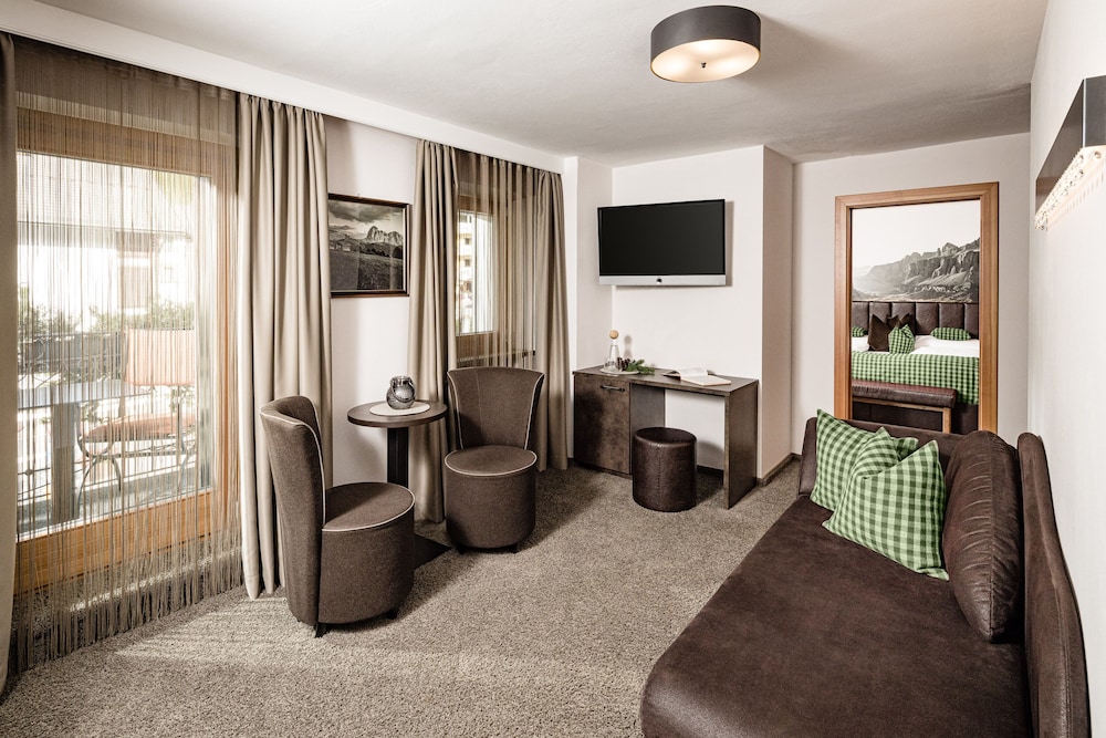 Royal Suite, 2 Bedrooms photo 1