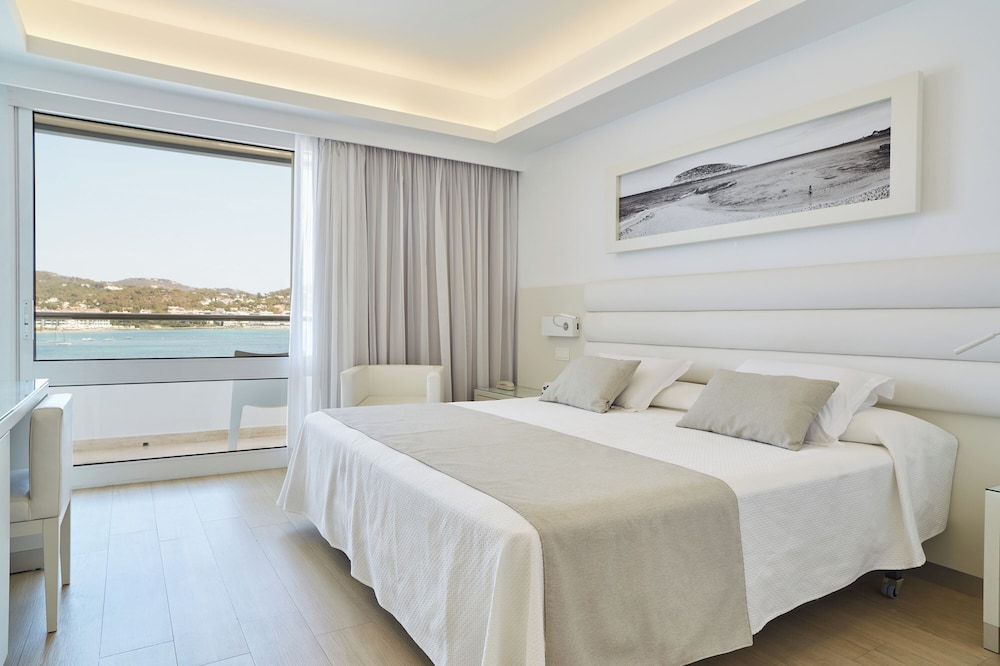 Habitación Doble Estándar, Balcón, Vista al Mar (Con Niño)