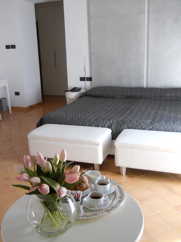 Standard Double Room photo 1