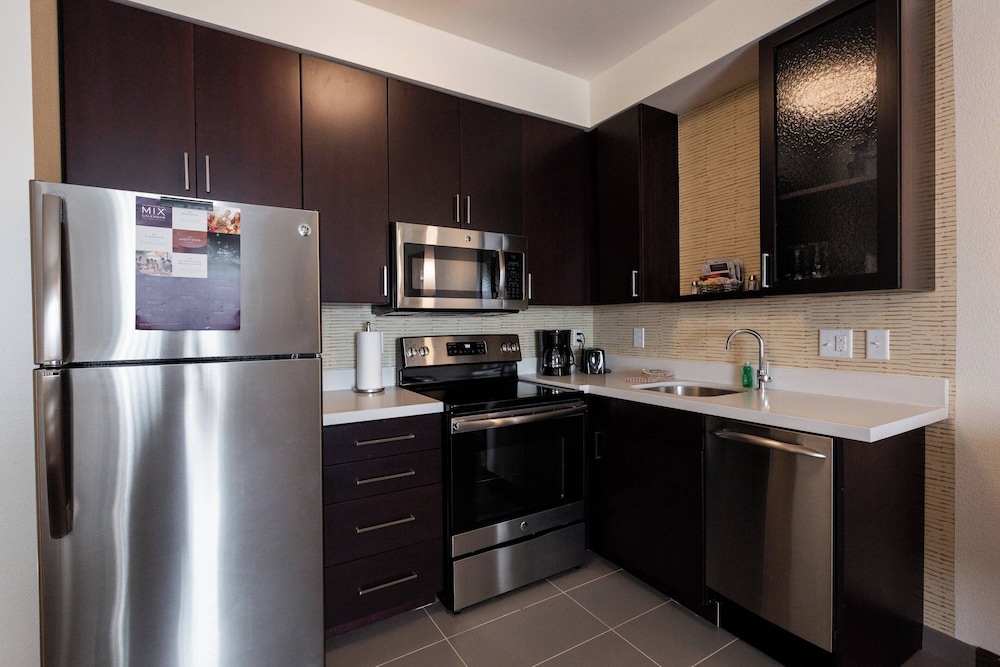 Suite, 1 Bedroom (Hearing Accessible) photo 1