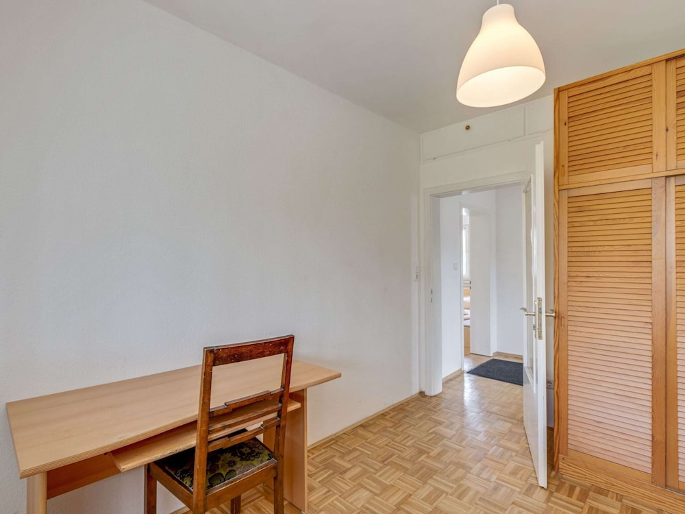 Apartment photo 3
