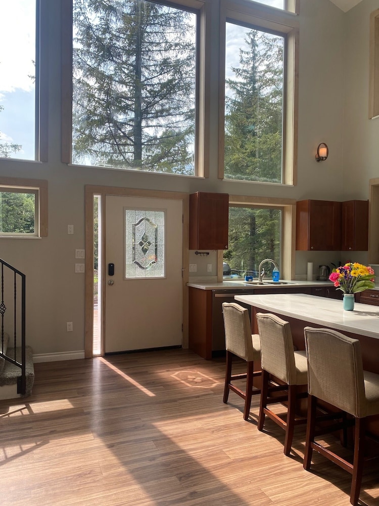 Luxury Chalet, 2 Bedrooms - Photo 3
