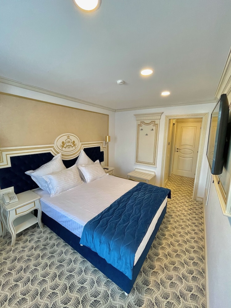 Standard Double Room, Non Smoking, Pool View