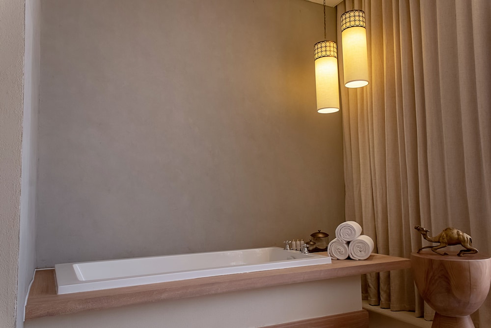 Liwa Hotel Abu Dhabi — photo 48