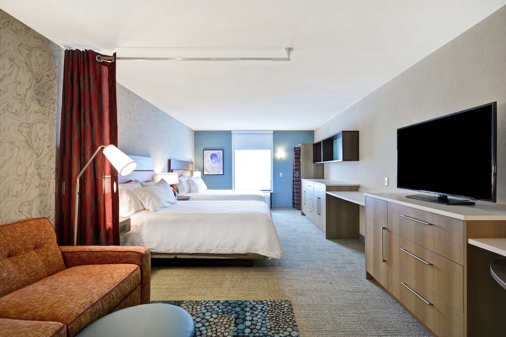 Studio, 2 Queen Beds, Accessible, Bathtub, photo 6