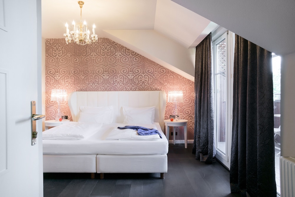 Turm Suite photo 2