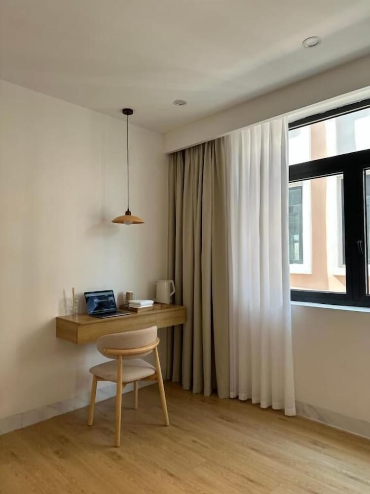 Basic Double Room photo 2