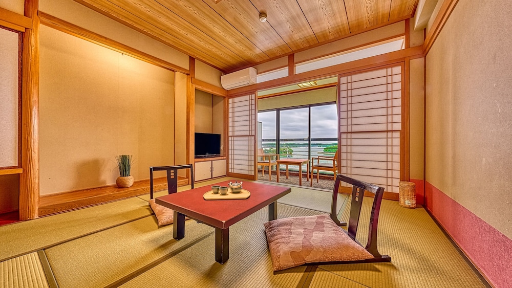 Standard Room, Non Smoking (Japanese Style for 5 people, without Bath)