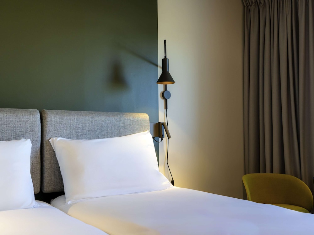 Standard Room, 2 Twin Beds - Photo 7