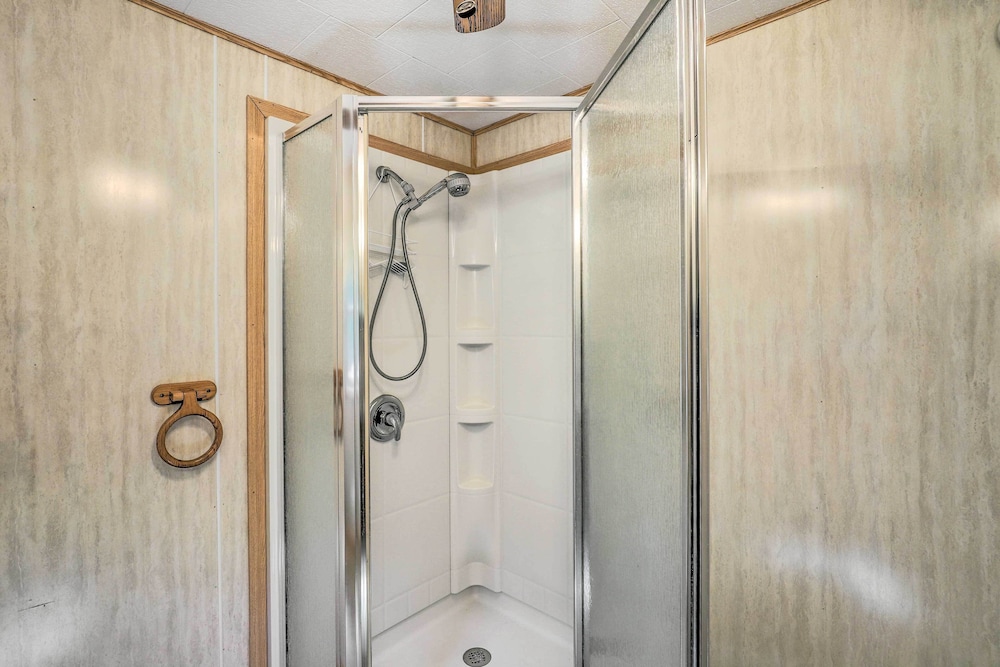 House (2 Bedrooms) photo 2