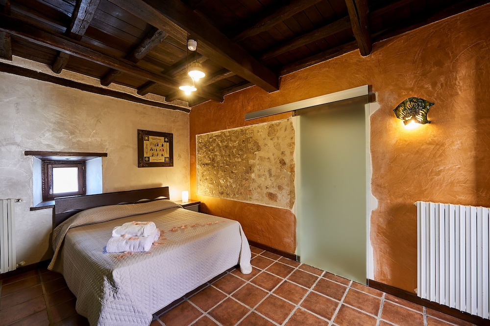 Standard Apartment, 1 Bedroom, Ground Floor photo 1