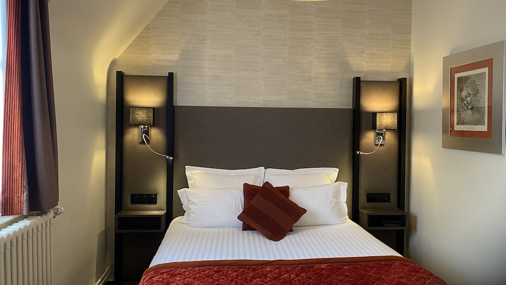 Superior Room, 1 Double or 2 Twin Beds photo 3