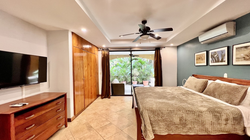 Standard Condo, 2 Bedrooms, Terrace, Ground Floor photo 2