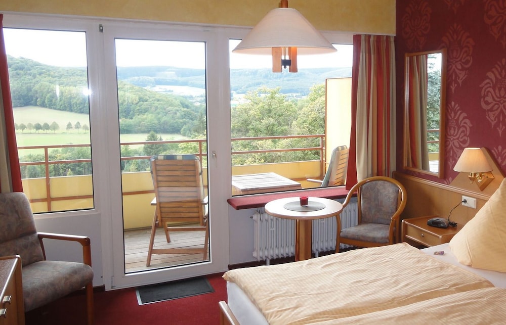 Comfort Double Room, Balcony - Photo 5