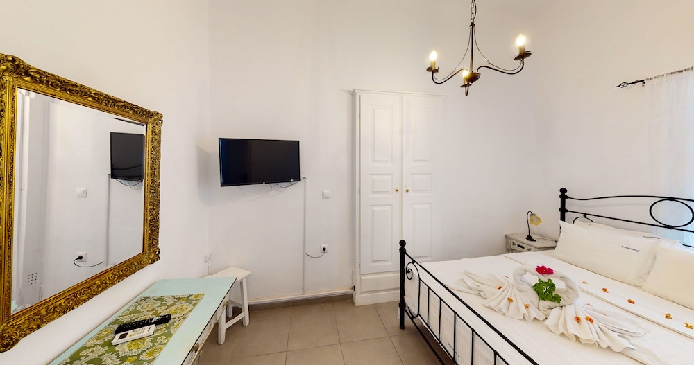 Basic Double Room