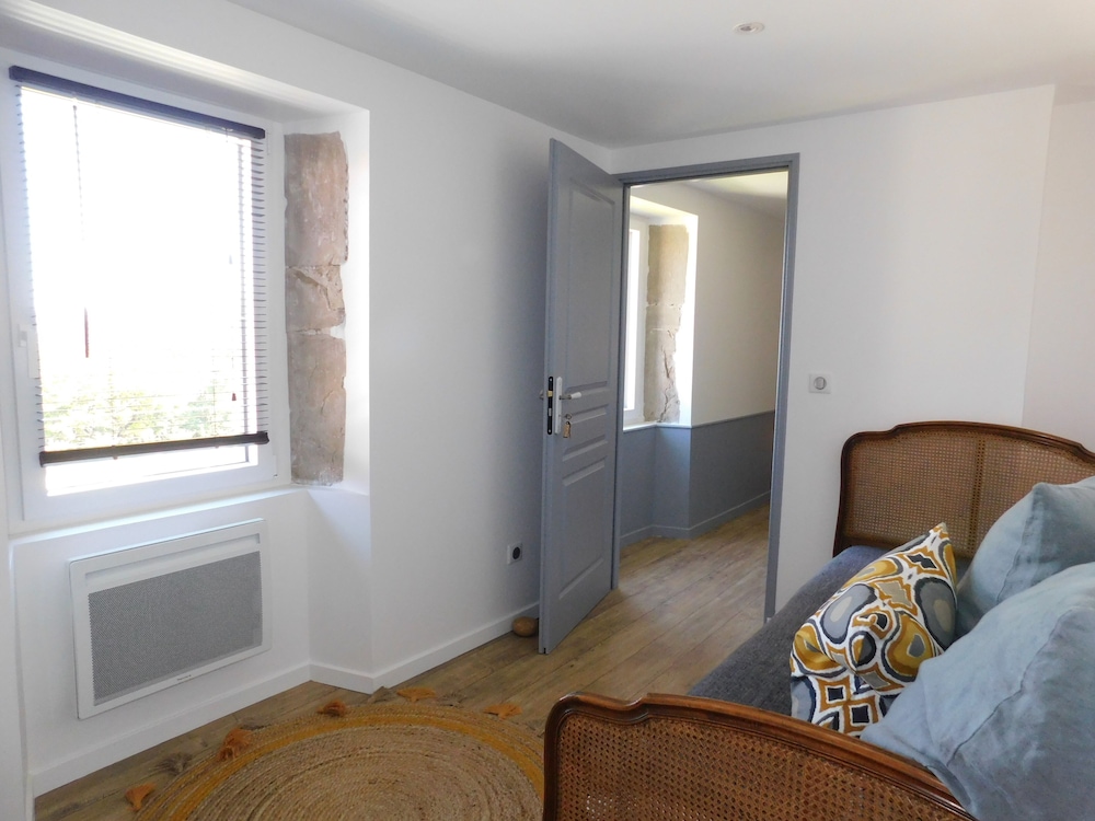 Family Suite, Private Bathroom, Garden View (4) - Photo 9