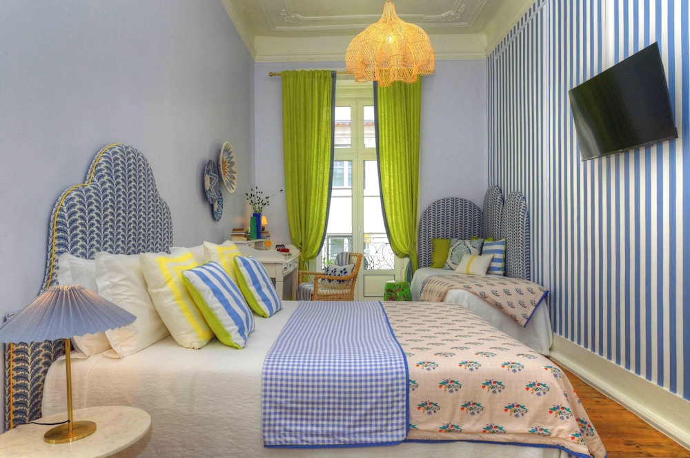Superior Studio Suite, Balcony, River View