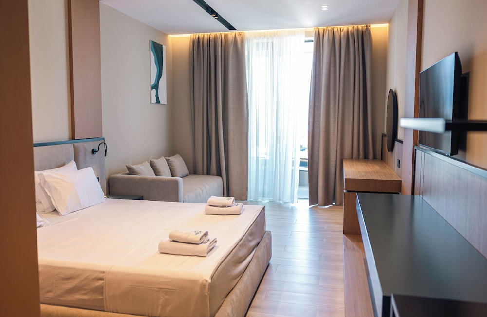 Classic Double Room, Balcony