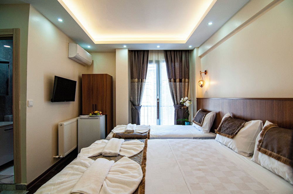 Standard Quadruple Room photo 2