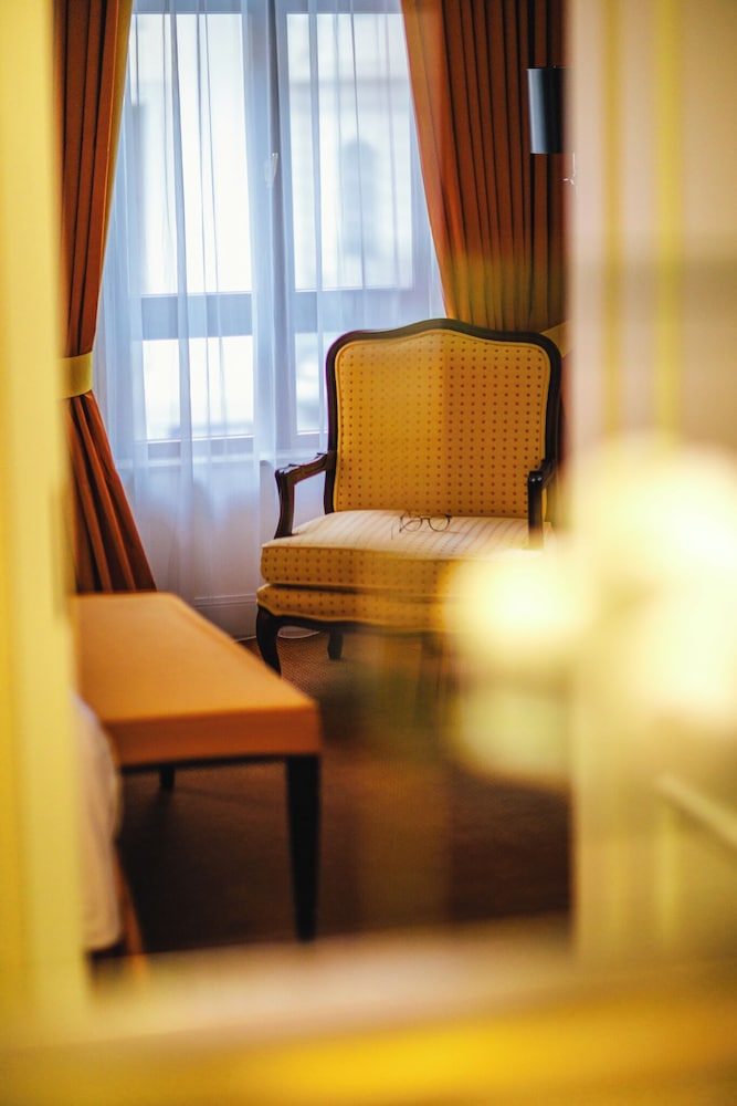 Rebecca Suite - Photo 4