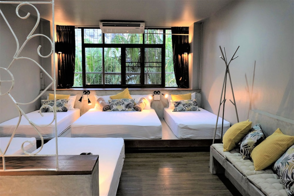 Private Room for 6 Persons photo 1
