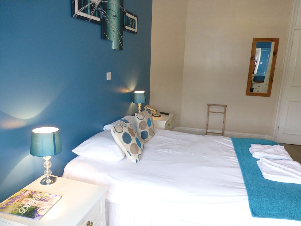 Family Room (Sleeps 4) photo 3