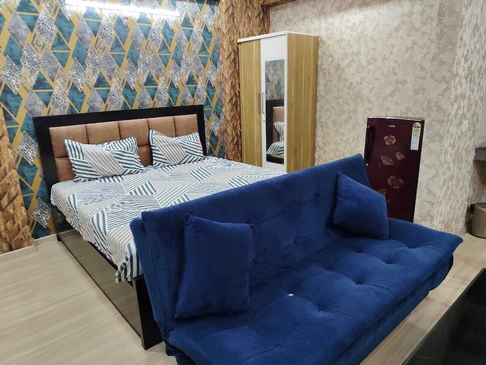 Deluxe Studio, City View