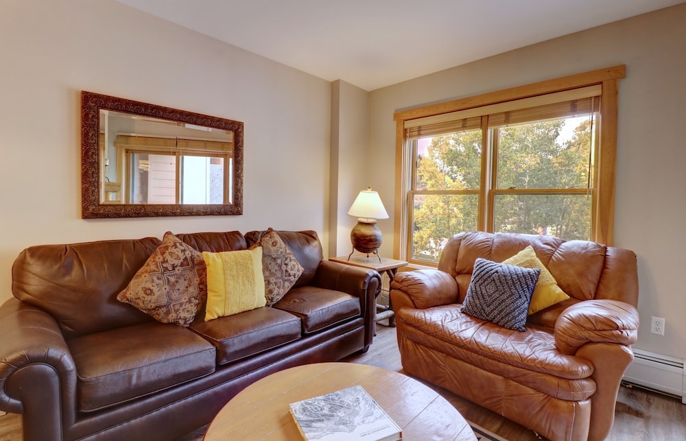 Condo, 1 Bedroom photo 3