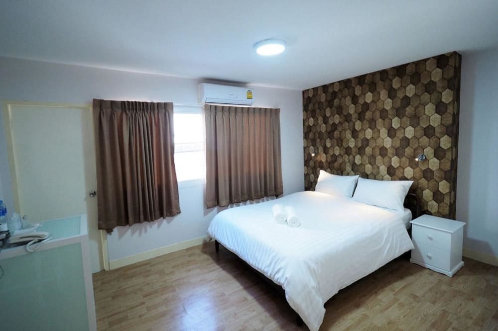 Deluxe Double Room photo 2