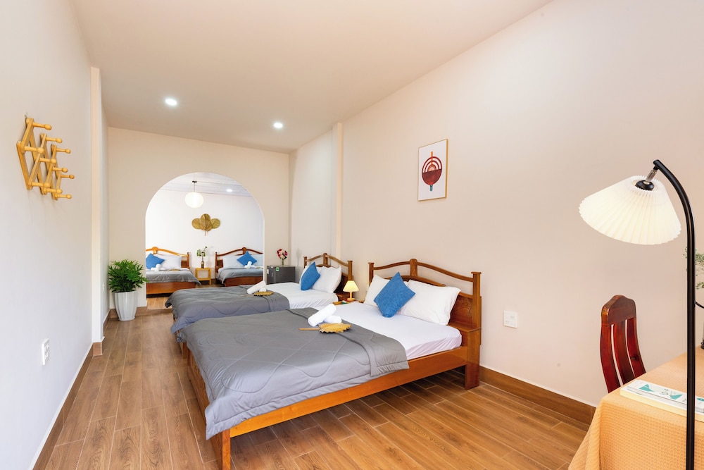 Classic Room, Balcony, Garden View photo 1