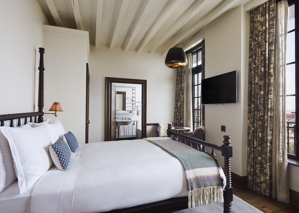 Loft, 1 Queen Bed