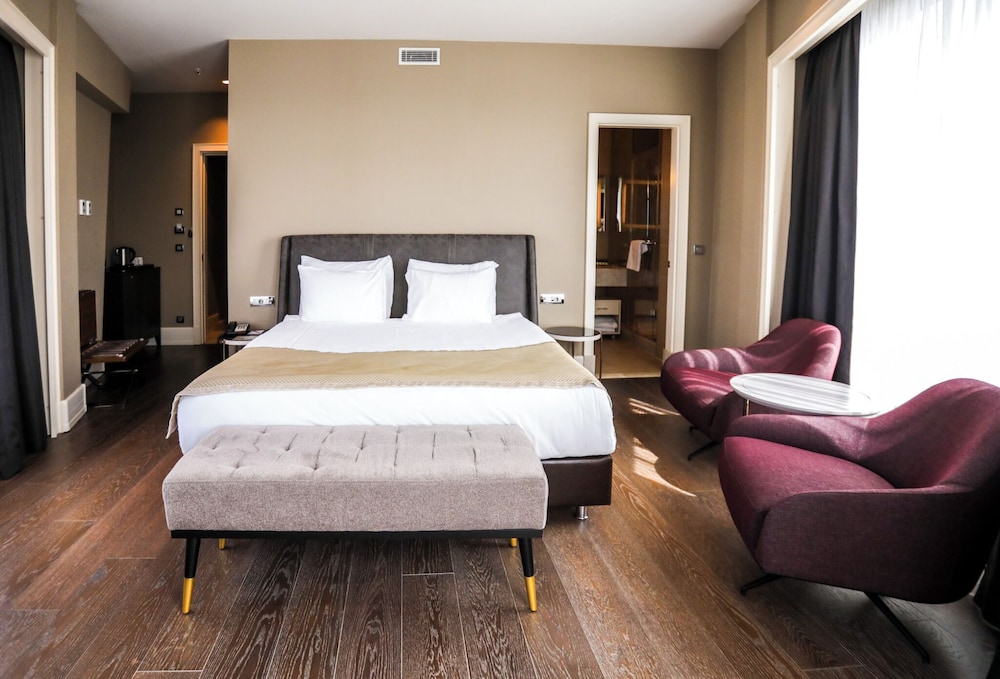 Golden Horn Suite photo 3