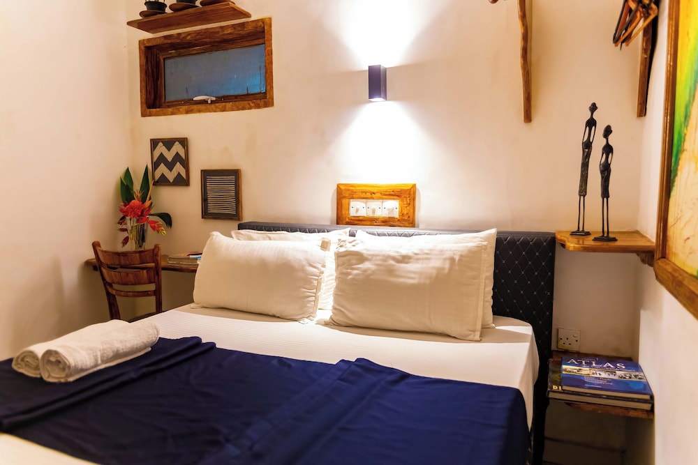 Basic Double Room, 1 Double Bed photo 2