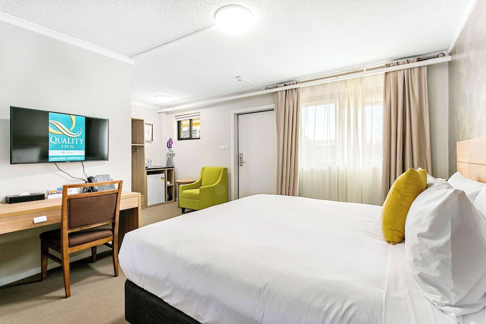 Room, 1 King Bed, Non Smoking