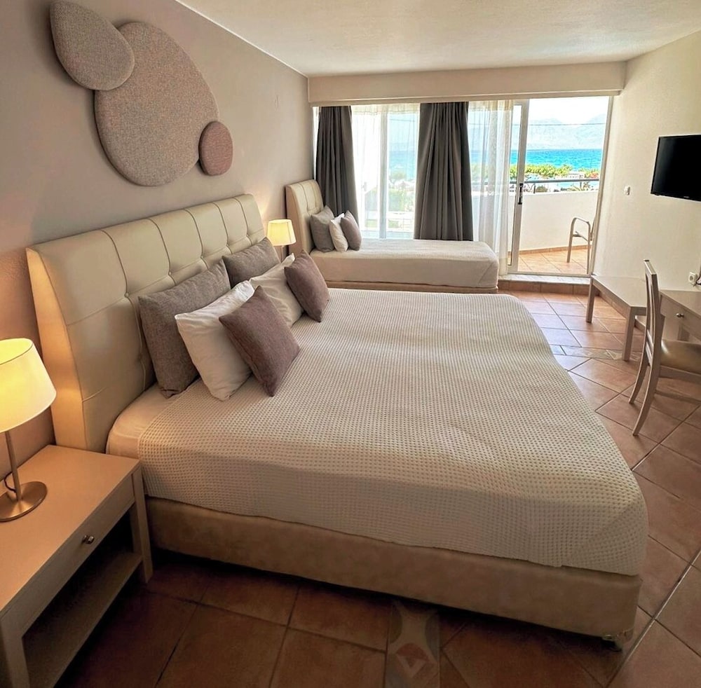 Triple Room - Photo 15