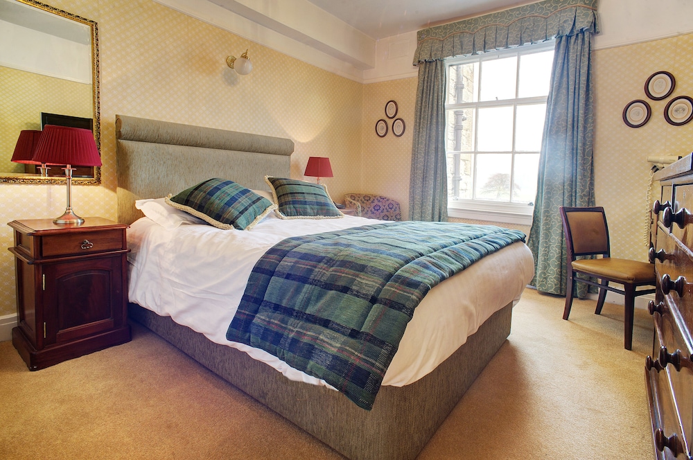 Classic Double or Twin Room, River View photo 3