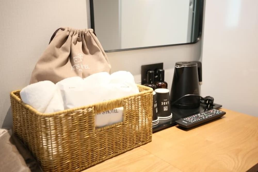 Premium Double Room, City View photo 3