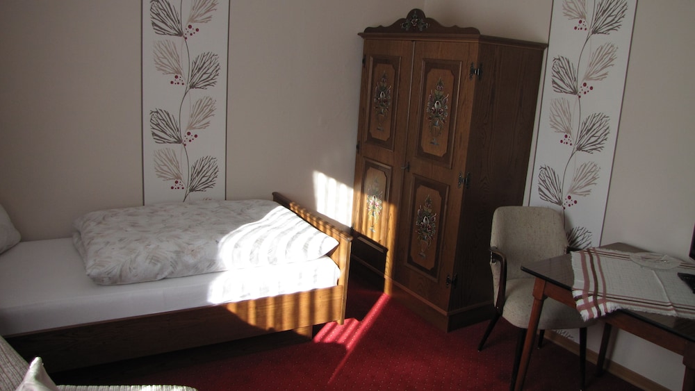 Single Room photo 3