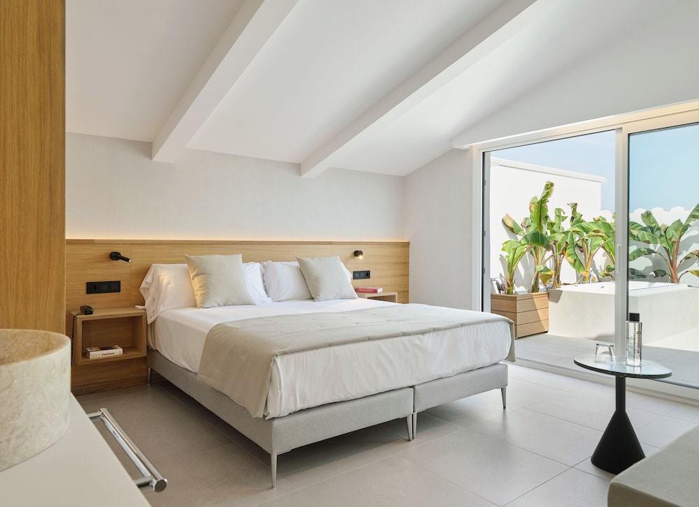 Premium Double Room