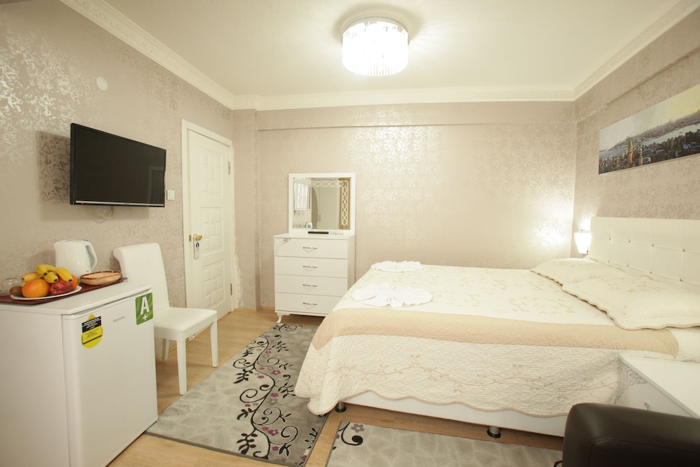 Family Quadruple Room photo 1