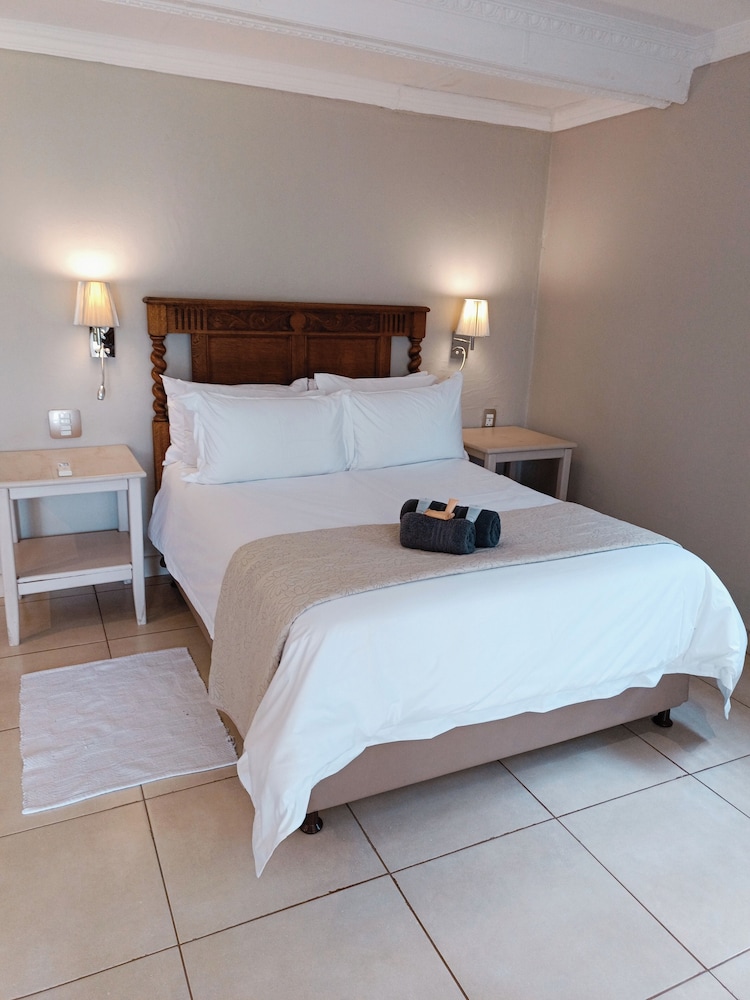 Basic Double Room photo 1