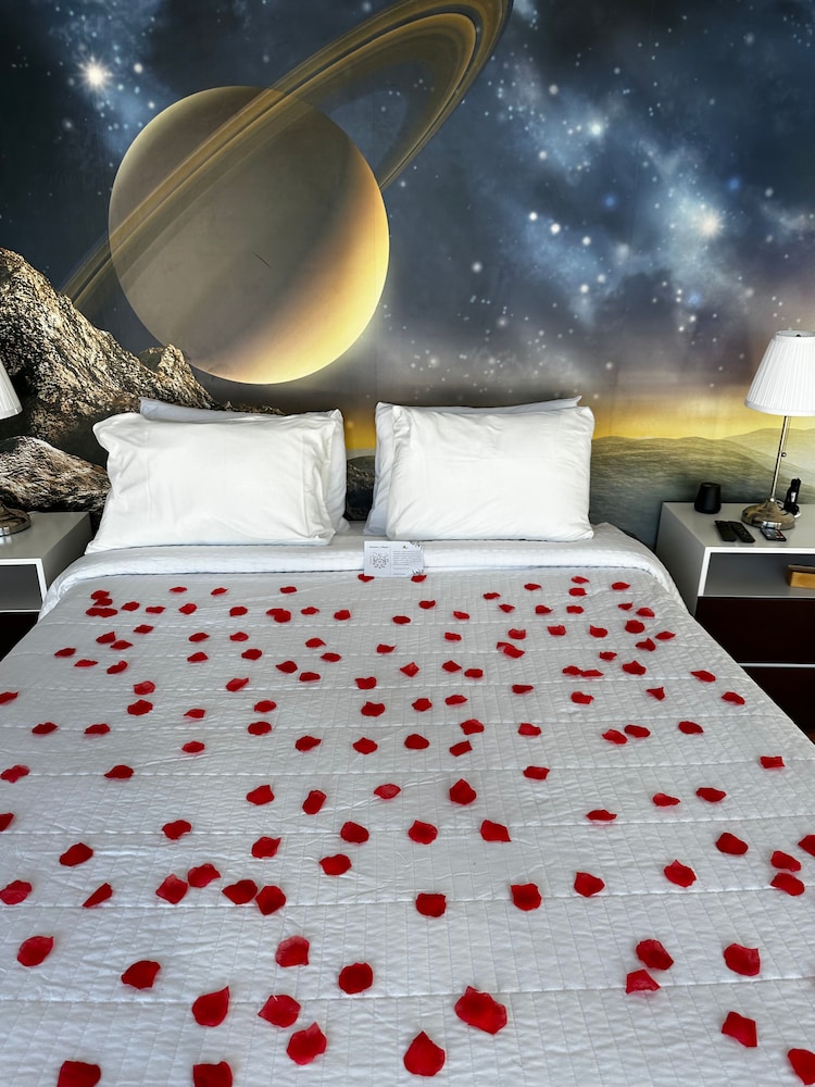 Elite Room