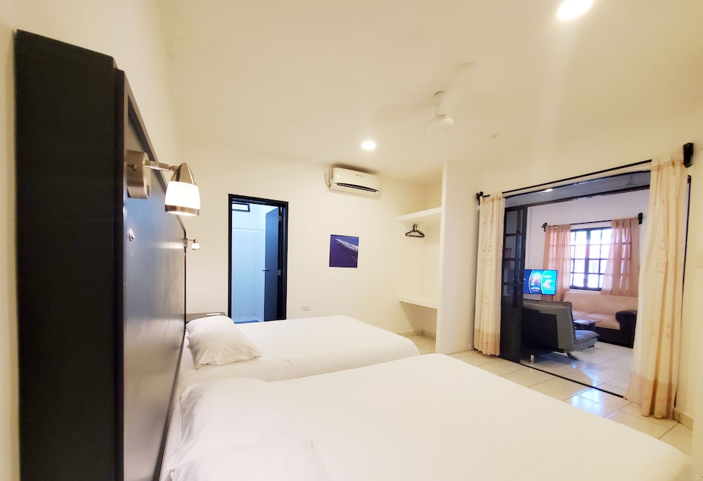 Family Apartment, 2 Bedrooms photo 3