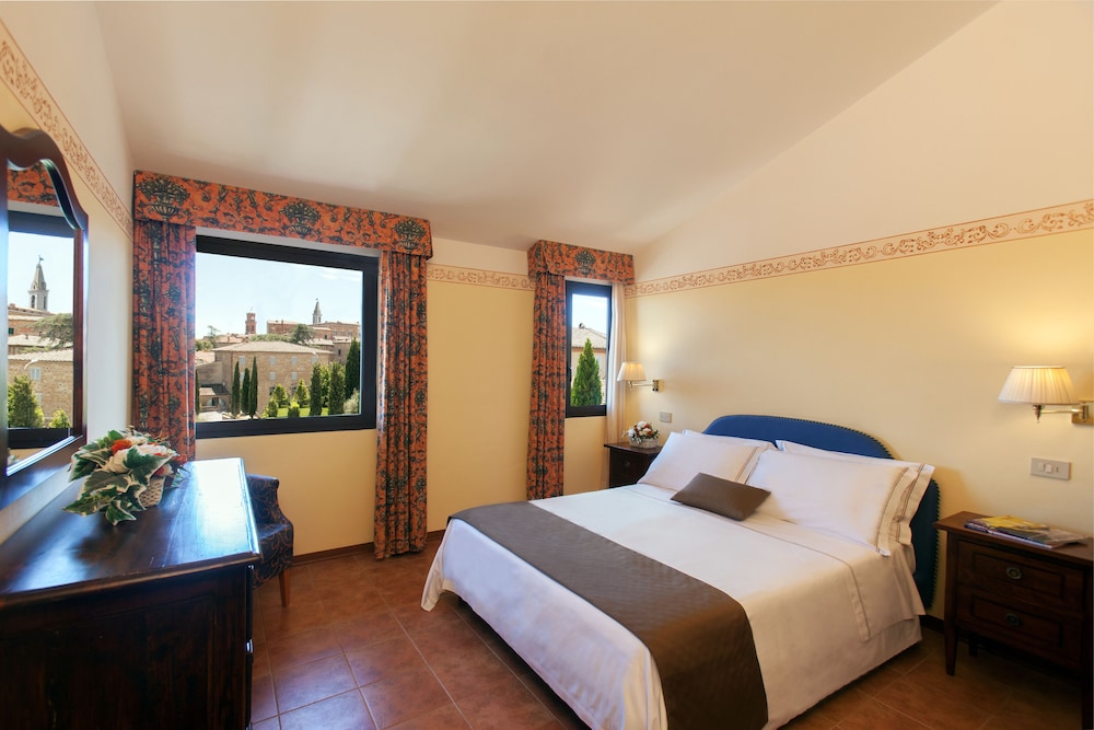 Panoramic Suite, City View (2 pax) photo 1