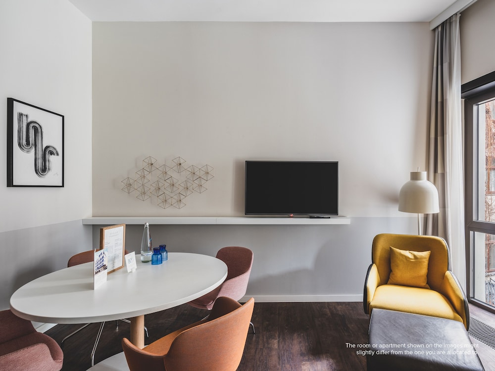 1 Bedroom Apartment with Sofa Bed photo 3