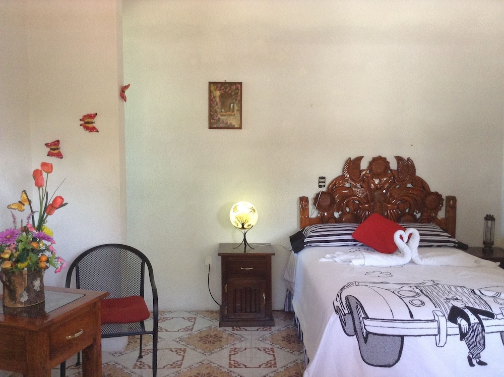Standard Quadruple Room, 2 Double Beds photo 1
