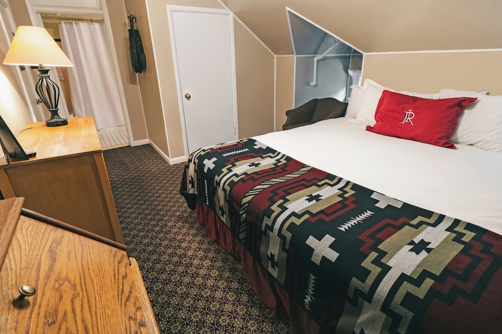 Standard Double Room Single Use, Multiple Beds photo 2