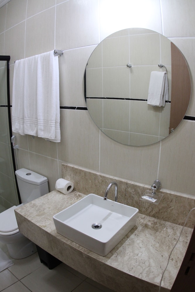 Executive Room - Photo 19